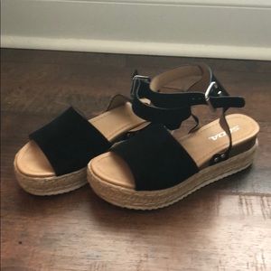 Soda Platform Sandals